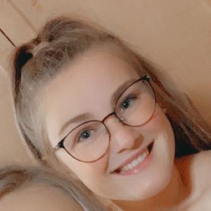 Meet your Posher, Breanne